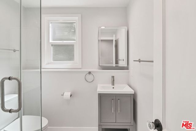 2383 Panorama Terrace, Los Angeles CA: https://media.crmls.org/mediaz/0893f378-272a-4f39-8ee7-e2c047d5b850.jpg