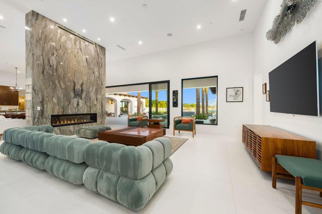 80980 Vista Galope, La Quinta CA: https://media.crmls.org/mediaz/089407b5-dc16-4a08-a304-c89b3e0f28c2.jpg