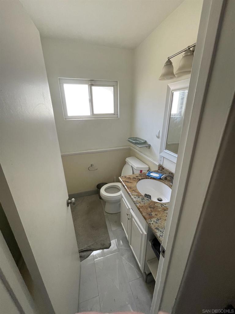 2039 Washington - photo 6