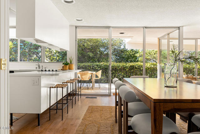 Detail Gallery Image 10 of 37 For 5511 Vista Canada Pl, La Canada Flintridge,  CA 91011 - 3 Beds | 2 Baths