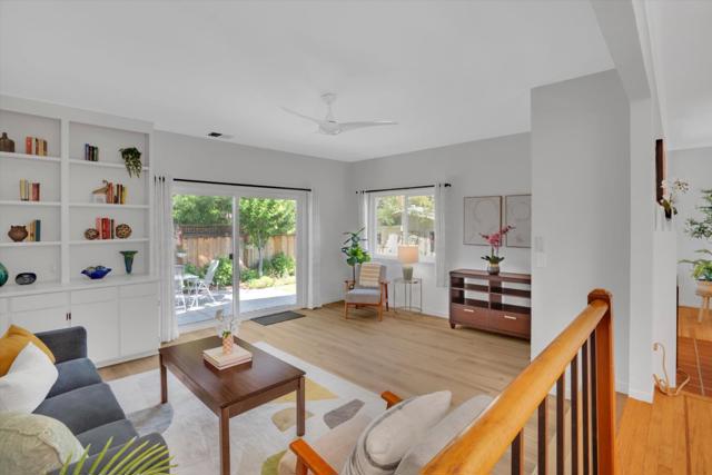 1583 Mitchell Way, Redwood City CA: https://media.crmls.org/mediaz/08956397-f6e5-4af3-b501-a9ace5205df1.jpg