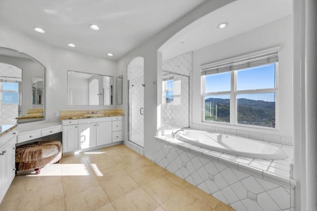 Detail Gallery Image 22 of 64 For 30809 Chateau Haut Briant, Bonsall,  CA 92003 - 5 Beds | 4/1 Baths