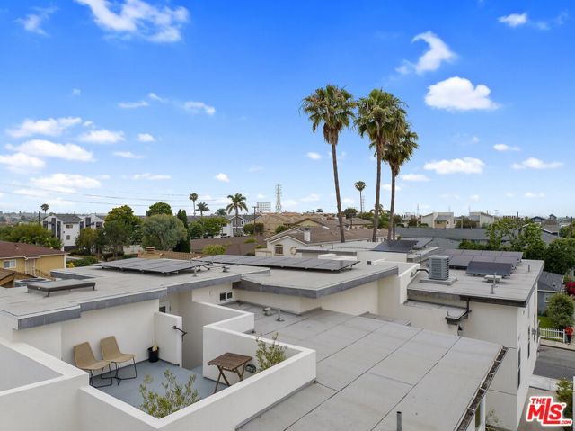 2618 Nelson Avenue, Redondo Beach, California 90278, 5 Bedrooms Bedrooms, ,4 BathroomsBathrooms,Residential,For Sale,Nelson,24415013