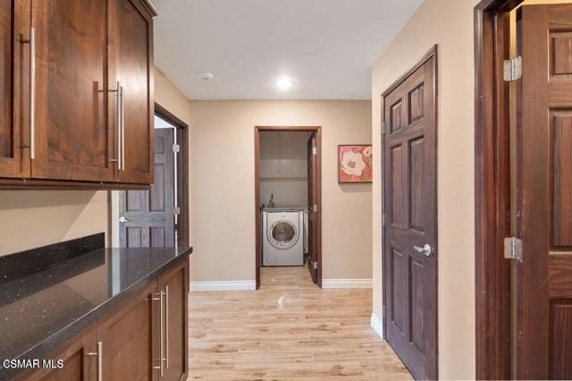 3294 Sierra Drive, Westlake Village CA: https://media.crmls.org/mediaz/08991bc6-159f-45b9-86bb-25f65e173902.jpg