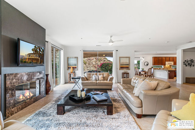 2857 Greco Court, Palm Springs CA: https://media.crmls.org/mediaz/0899f370-cf1d-4525-b9a0-de689dc2e385.jpg