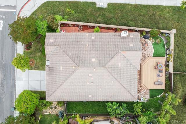 601 Carnation Court, San Marcos CA: https://media.crmls.org/mediaz/089a0297-b627-48f3-a3b2-ed3b1c63493f.jpg