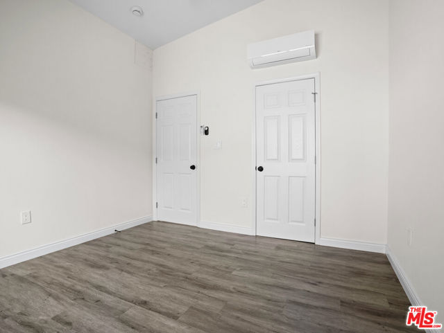 891 E 6th Street, Pomona CA: https://media.crmls.org/mediaz/089a09e0-6f9c-485e-9739-82ef89ba190f.jpg