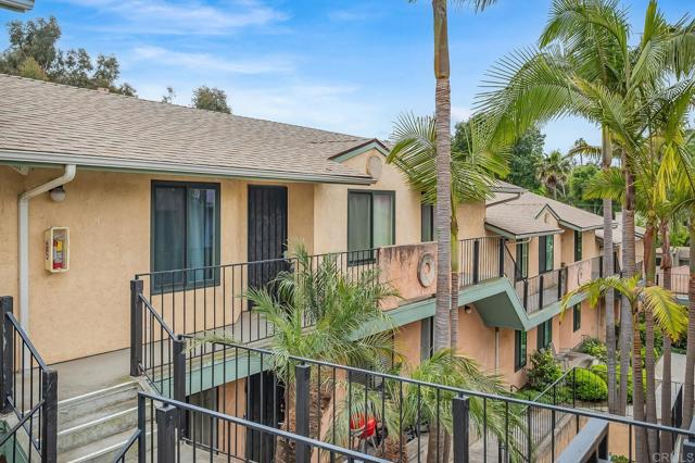 Detail Gallery Image 1 of 1 For 552 Canyon Dr #15,  Oceanside,  CA 92054 - 2 Beds | 2 Baths