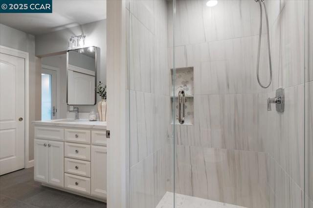 230 Vallecito Lane, Walnut Creek CA: https://media.crmls.org/mediaz/089aaa91-7b36-410f-a4de-f4fd749d2709.jpg