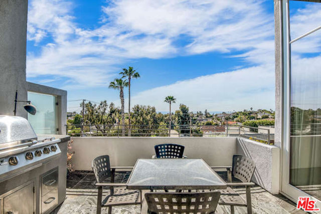 16601 Marquez Avenue, 301 photo 3