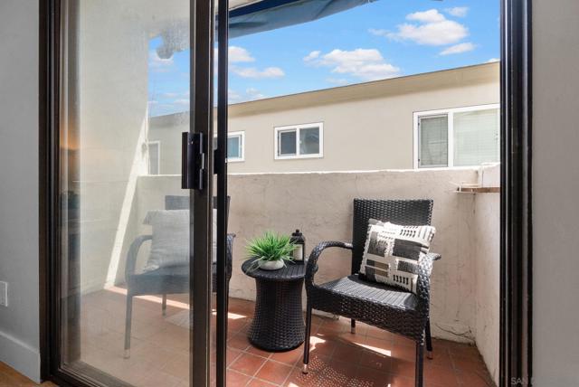 3709 7Th Ave, San Diego CA: https://media.crmls.org/mediaz/089adc38-cc4b-4fb6-8efe-cb6b511ef707.jpg