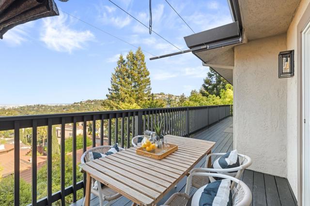 29 Kirkwood Way, San Carlos CA: https://media.crmls.org/mediaz/089b0493-9fa8-4344-9ad1-b2d7d89670d4.jpg