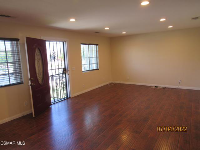 Image 3 for 1010 S Fir Ave, Inglewood, CA 90301
