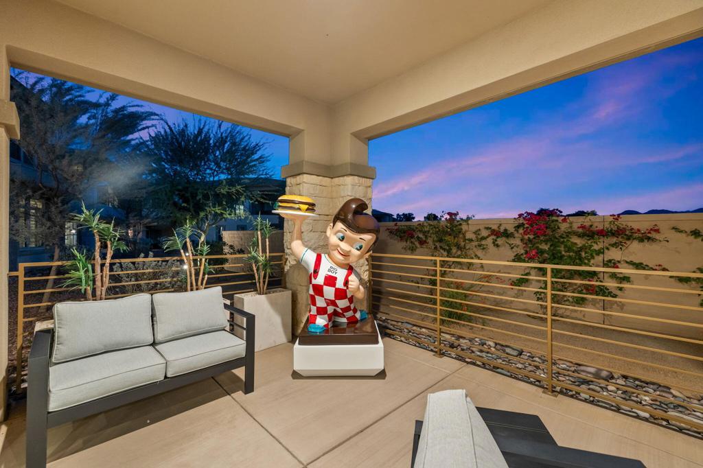 MLS #219138683DA image #9