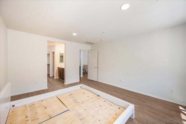 33129 Big Range Dr, Winchester CA: https://media.crmls.org/mediaz/089d7453-867a-4db1-a191-e28504315ce9.jpg