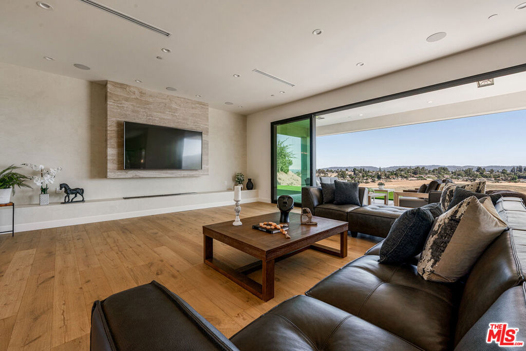 MLS #26845225 image #5