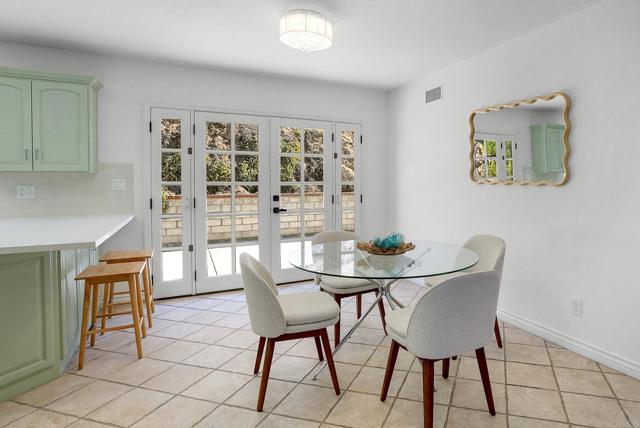 Image 18 of 75 For 12059 Los Amigos Way