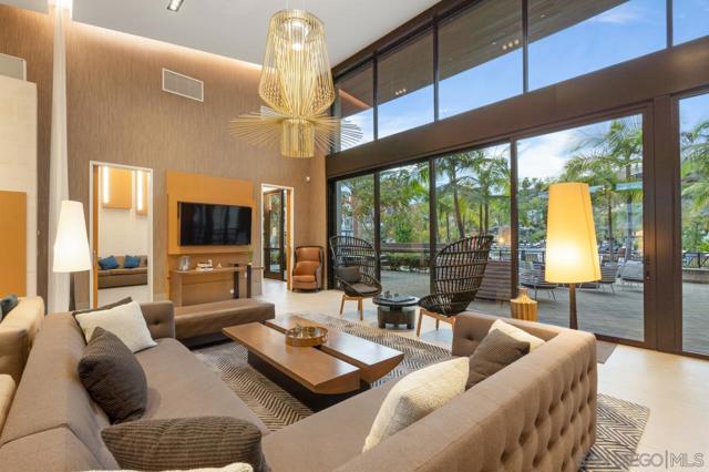 7839 Inception Way, San Diego CA: https://media.crmls.org/mediaz/089f7b6b-9c7f-422a-8538-3d96aa3dc075.jpg