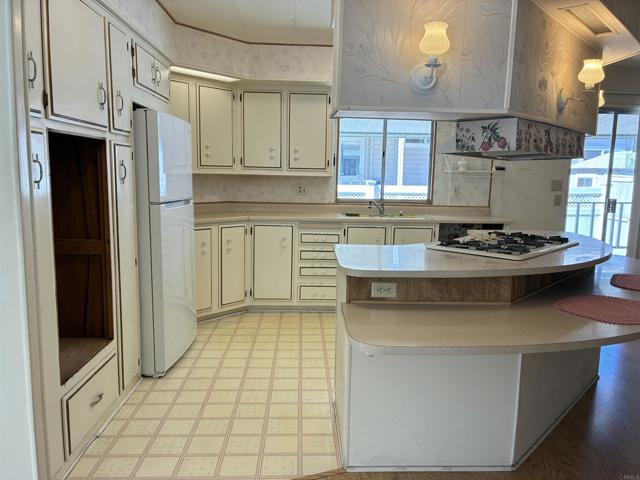Detail Gallery Image 11 of 36 For 2130 Sunset Dr #99,  Vista,  CA 92081 - 2 Beds | 2 Baths
