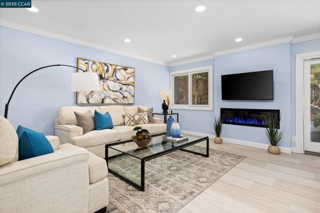 40 Loma Vista, Walnut Creek CA: https://media.crmls.org/mediaz/089fa919-4c82-4a99-8396-9d1f161409a7.jpg