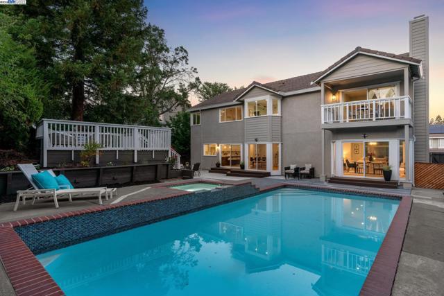 25 Mackenzie, Danville CA: https://media.crmls.org/mediaz/08a09530-16a0-4811-9c58-b7c61c353b5b.jpg