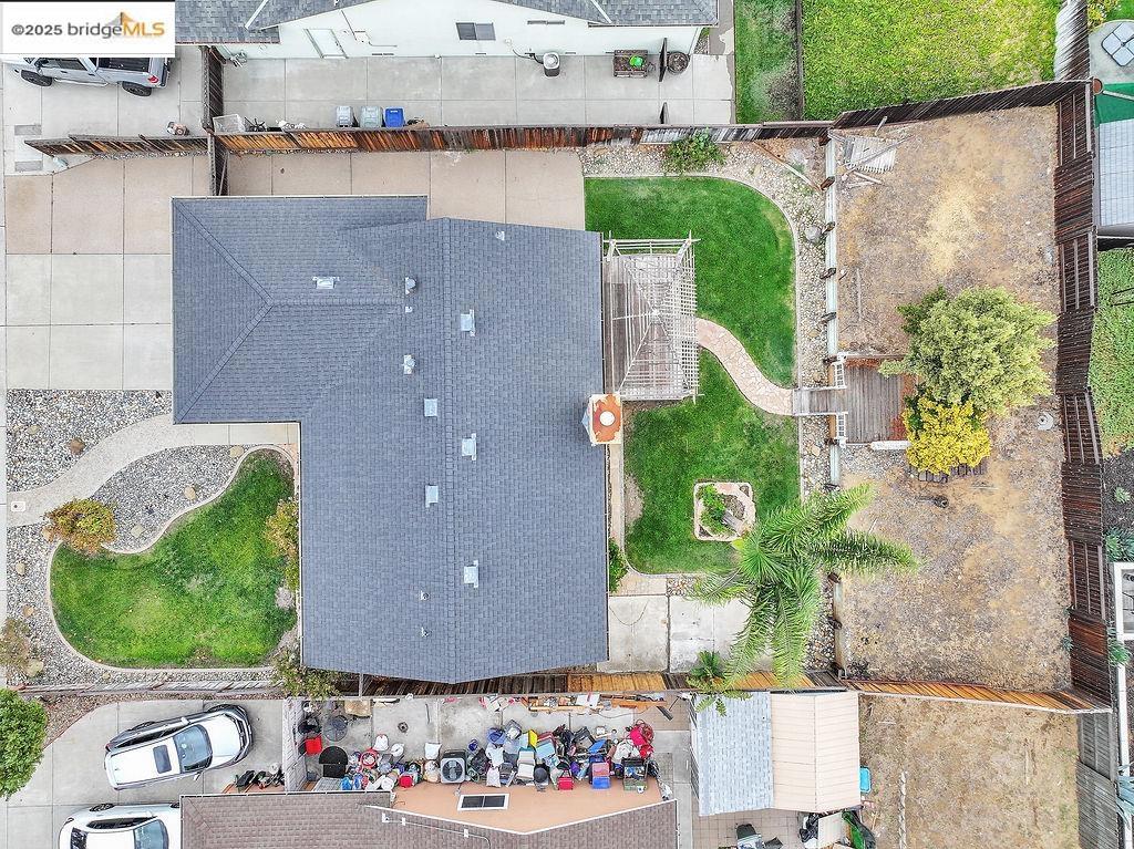 https://media.crmls.org/mediaz/08a10ace-f500-4c97-bebc-c5020b4dac91.jpg?preset=X-Large