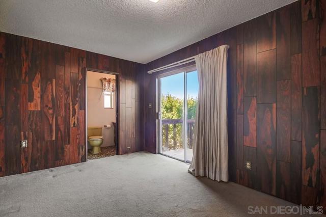 954 Harbor View Dr, San Diego CA: https://media.crmls.org/mediaz/08a16a04-3985-49aa-b668-be6c717a5e1a.jpg