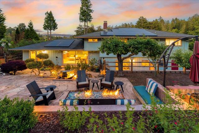 111 Esmeralda Drive, Santa Cruz CA: https://media.crmls.org/mediaz/08a1a41e-8e49-40bf-b599-bbd75eca9083.jpg