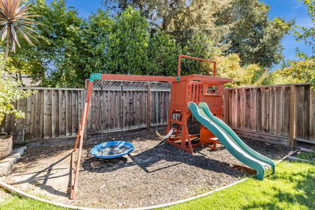 824 Buchser Way, San Jose CA: https://media.crmls.org/mediaz/08a3499a-aac6-471b-a71f-484036920e58.jpg