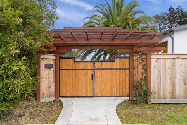 101 Graham Avenue, Santa Cruz CA: https://media.crmls.org/mediaz/08a48710-1426-4580-916b-ad7b99889f80.jpg