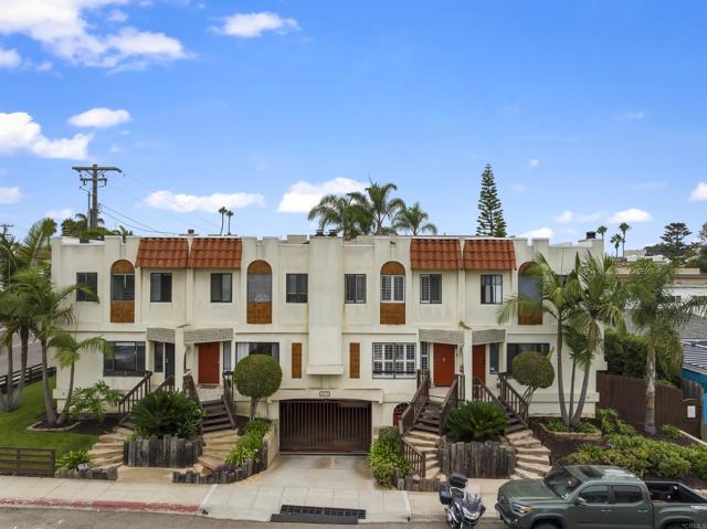 Details for 4092 Riviera Drive 3, San Diego, CA 92109
