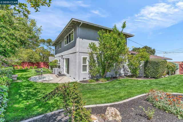 11373 Rampart Dr, Dublin CA: https://media.crmls.org/mediaz/08a9110e-1248-4596-8c25-495711adf7f3.jpg