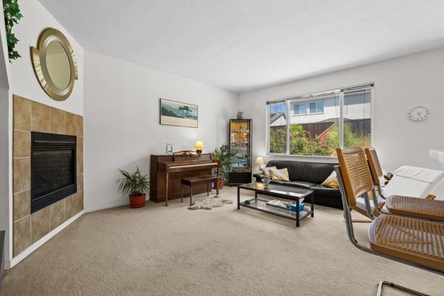 1085 Oakpoint Drive, Bay Point CA: https://media.crmls.org/mediaz/08a95d2d-c92d-4f2d-b1ff-1b1f993eadbf.jpg