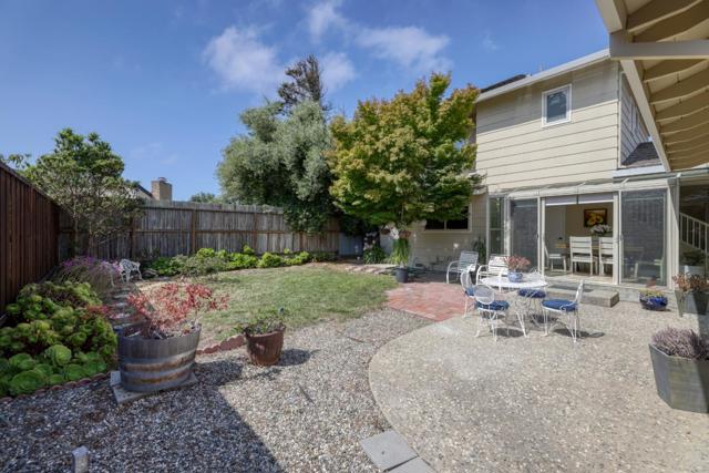 307 De La Vina Way, Salinas CA: https://media.crmls.org/mediaz/08a96c68-016c-4e23-8aeb-13bbf97254c7.jpg