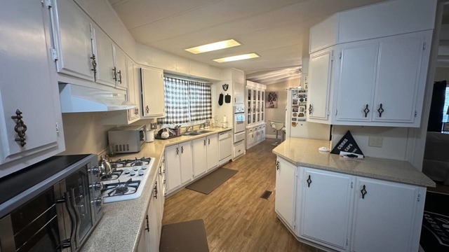 Image 13 of 22 For 367 Ravine Cir