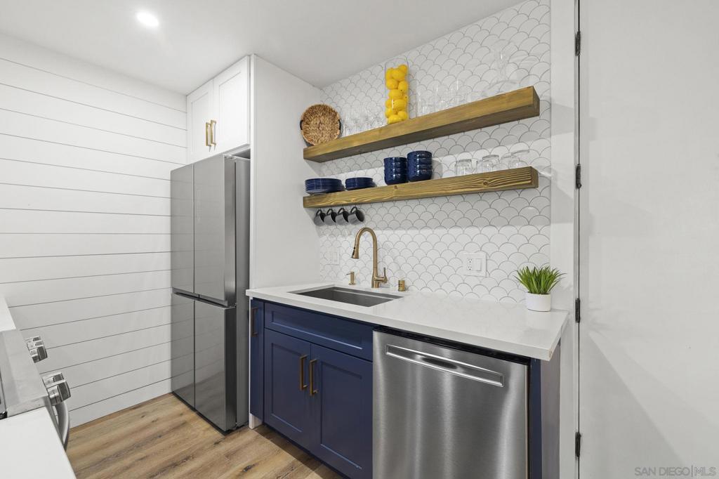 MLS #250039527SD image #6