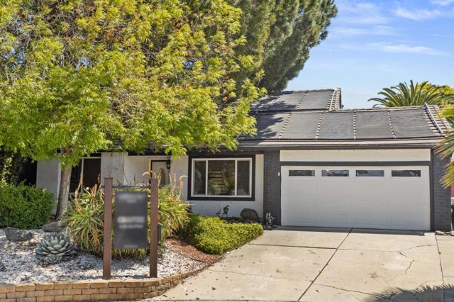 3157 Valmaine Court, San Jose CA: https://media.crmls.org/mediaz/08aa5379-8f99-4b32-8d96-6d9174ab9046.jpg