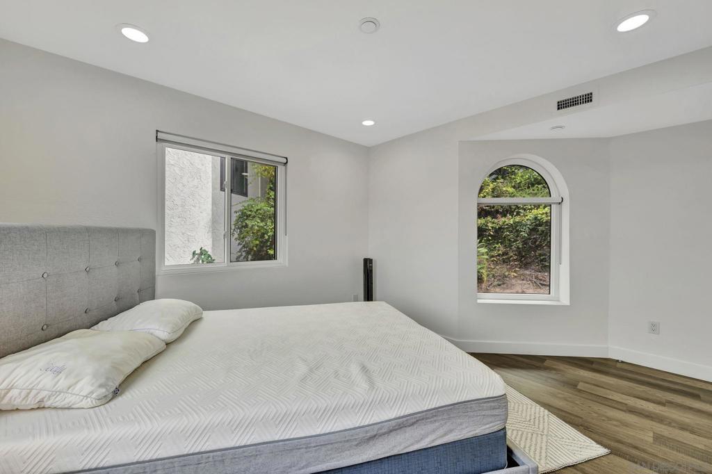 MLS #250037571SD image #20