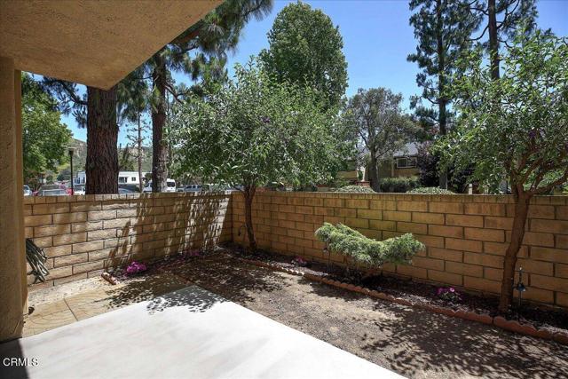 232 Rosewood Street, Ventura CA: https://media.crmls.org/mediaz/08abdea1-7e93-4bb6-b8fb-c11dd84fb427.jpg