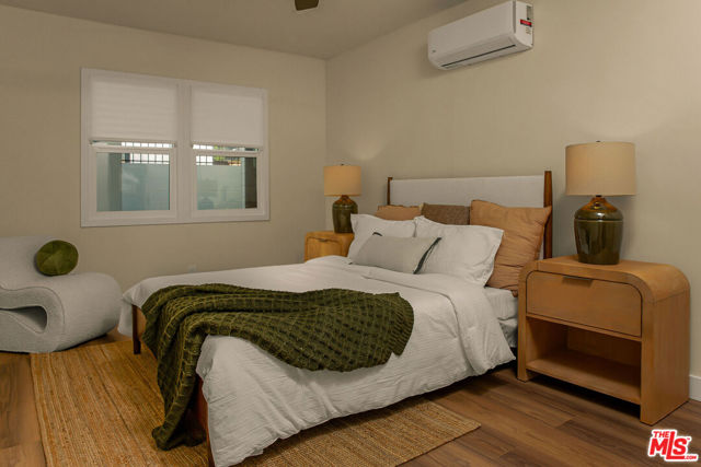 2046 S Burnside Avenue, Los Angeles CA: https://media.crmls.org/mediaz/08ad20b8-9593-4041-ac67-03890815fbb3.jpg