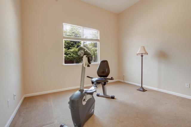 334 Paseo Gularte, San Juan Bautista CA: https://media.crmls.org/mediaz/08af1b78-86c1-4f88-9743-ba3ffa1fef77.jpg