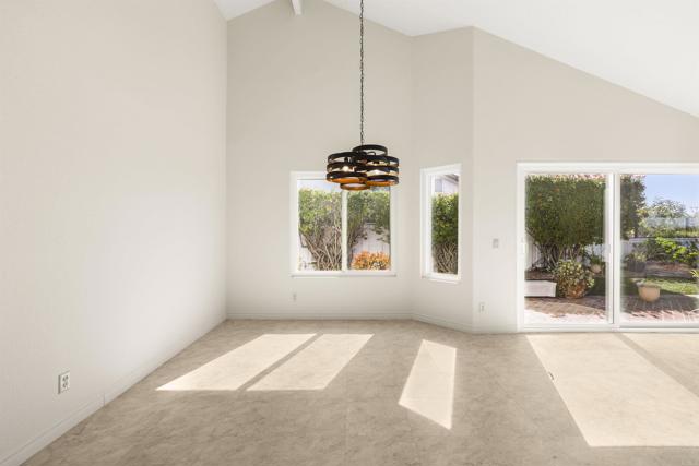 Detail Gallery Image 17 of 51 For 4125 Arcadia Way, Oceanside,  CA 92056 - 2 Beds | 2 Baths