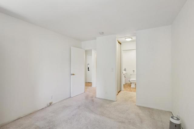 980 Kiely Boulevard, Santa Clara CA: https://media.crmls.org/mediaz/08b0ef50-e39f-47c4-a58c-7876204170c3.jpg