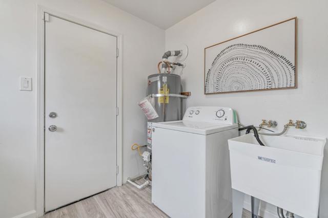 2336 Menalto Avenue, East Palo Alto CA: https://media.crmls.org/mediaz/08b1ce8e-f1df-44f0-8b21-476cfdbc493f.jpg