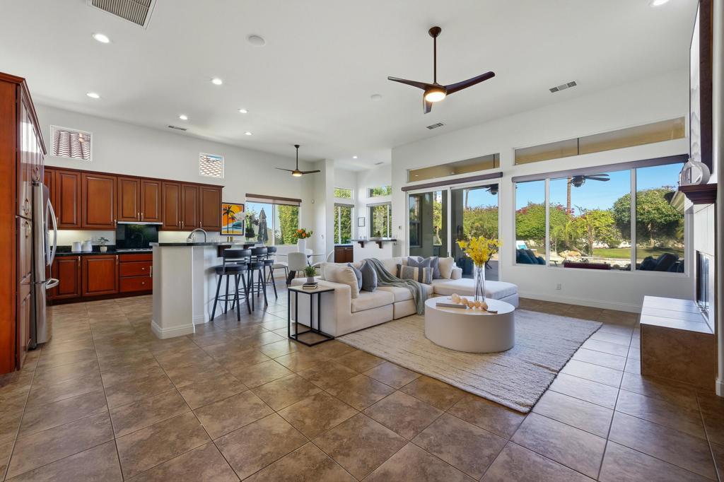 MLS #219136992DA image #15