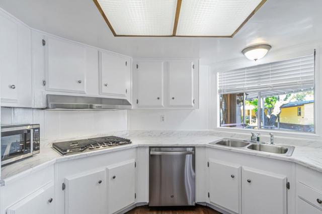 316 Los Encinos St, San Jose CA: https://media.crmls.org/mediaz/08b27c82-6cd9-4f5a-87e6-e6966b853f3e.jpg