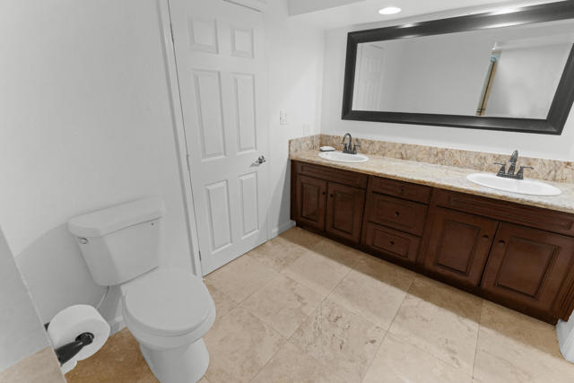 42510 Glass Drive, Bermuda Dunes CA: https://media.crmls.org/mediaz/08b313e7-047c-47d8-9582-b2d90b731420.jpg