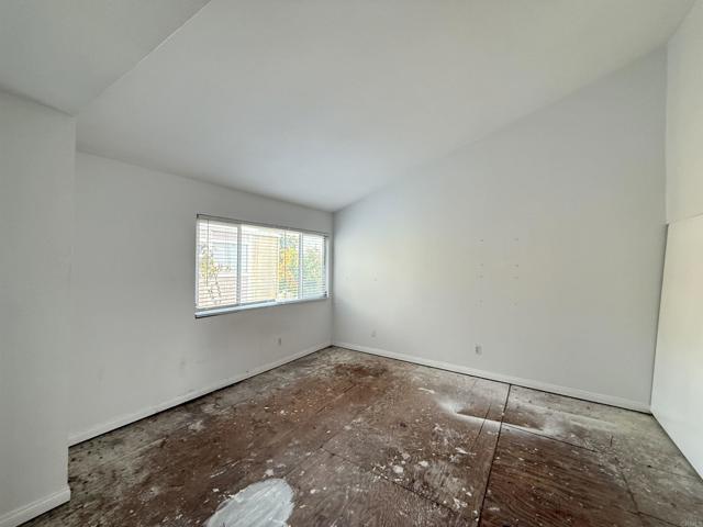 475 N Midway Drive, Escondido CA: https://media.crmls.org/mediaz/08b3c118-d980-40cf-ab24-8a6fdd88ade7.jpg