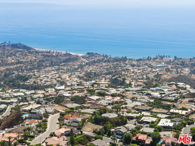 Drew Fenton | 16810 Glynn Drive Pacific Palisades CA | MLS: 7437023 Drew Fenton | 16810 Glynn Drive Pacific Palisades CA | MLS: 7437023