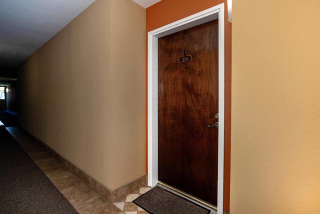 Detail Gallery Image 4 of 25 For 2639 Pirineos Way #234,  Carlsbad,  CA 92009 - 2 Beds | 2 Baths